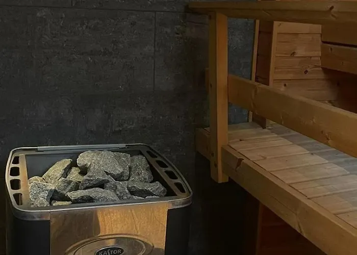 Дом отдыха Borealis Forest House With Private Sauna Рованиеми